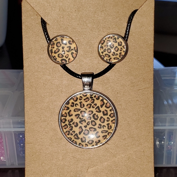 Cheetah print jewelry set - Picture 1 of 1